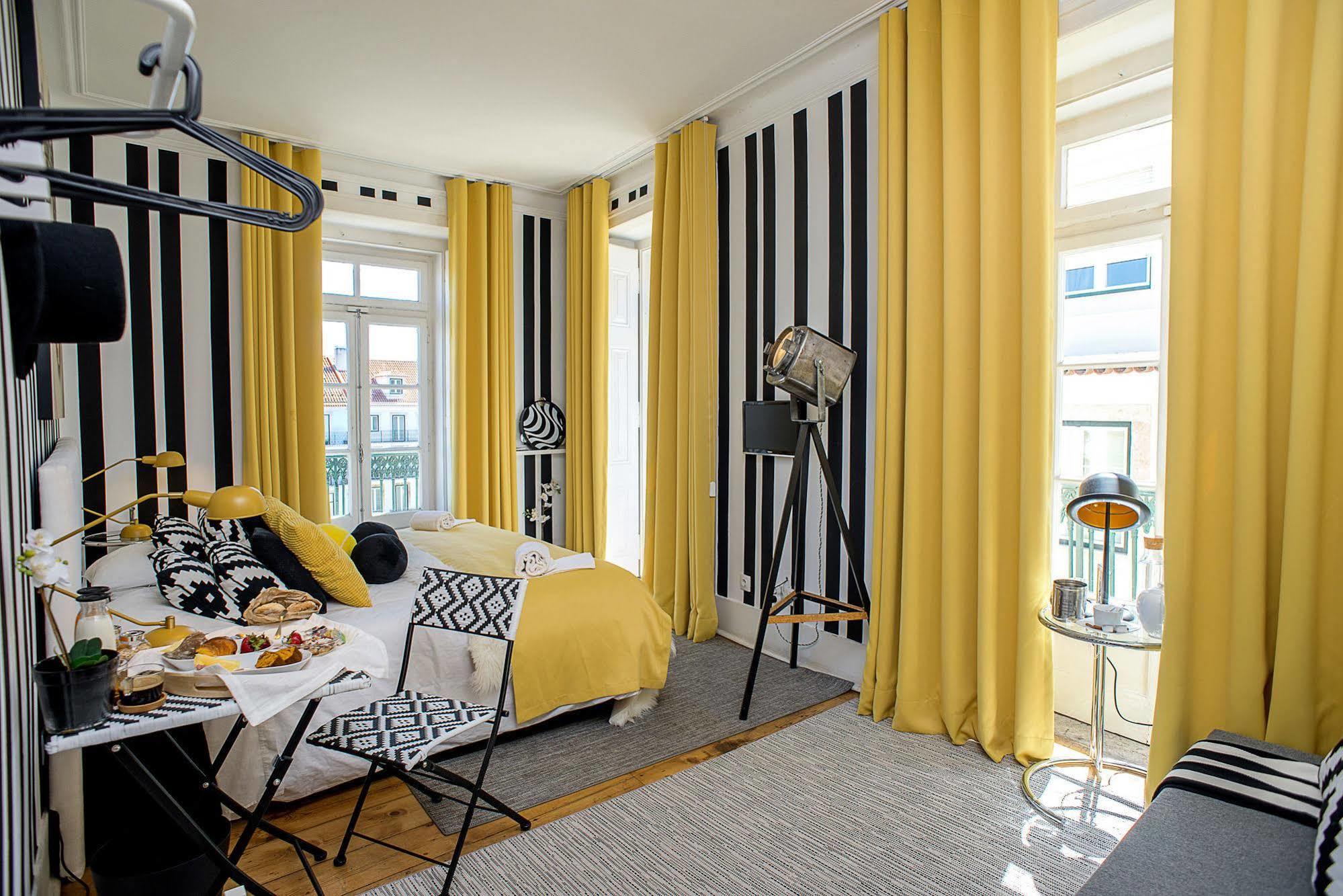 No Limit Bairro Alto Hostel Lisboa Екстериор снимка